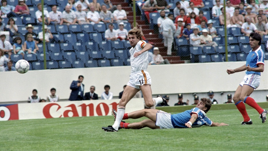 Das Tor von Jan Ceulemans 11' | Frankreich - Belgien | FIFA Fussball-Weltmeisterschaft Mexico 1986™