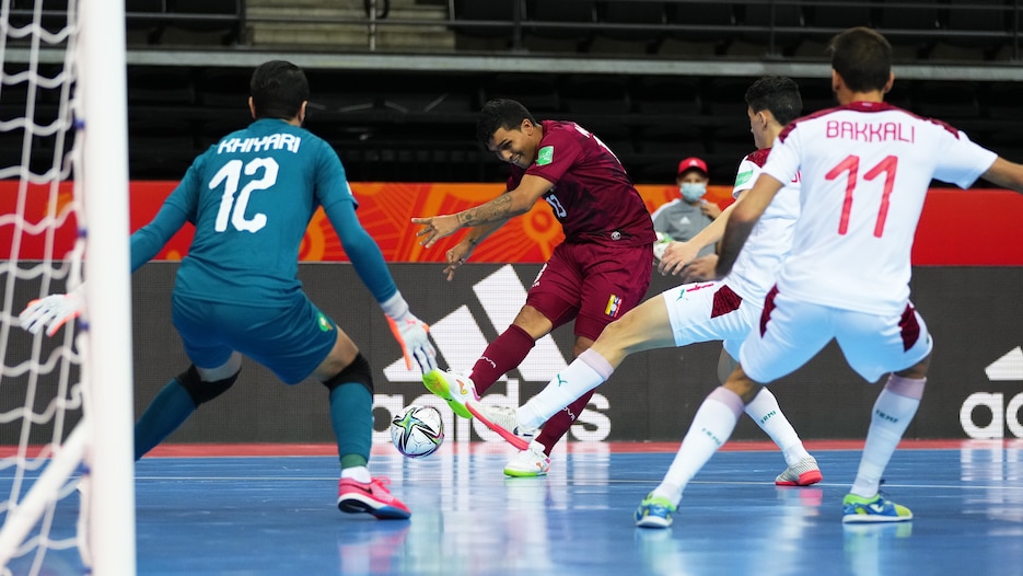 Venezuela v Morocco | Round of 16 | FIFA Futsal World Cup Lithuania 2021™ | Highlights