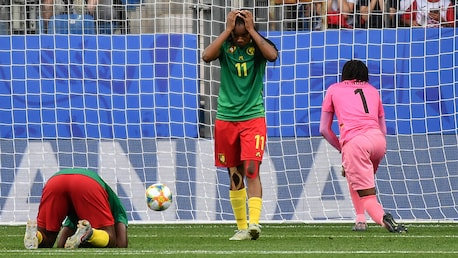 Gol en propia puerta de Marie-Aurelle Awona 79' | Camerún vs Nueva Zelanda | Copa Mundial Femenina de la FIFA Francia 2019™