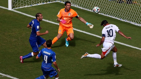 Le but de Bryan Ruiz 43' | Italie - Costa Rica | Coupe du Monde de la FIFA, Brésil 2014™