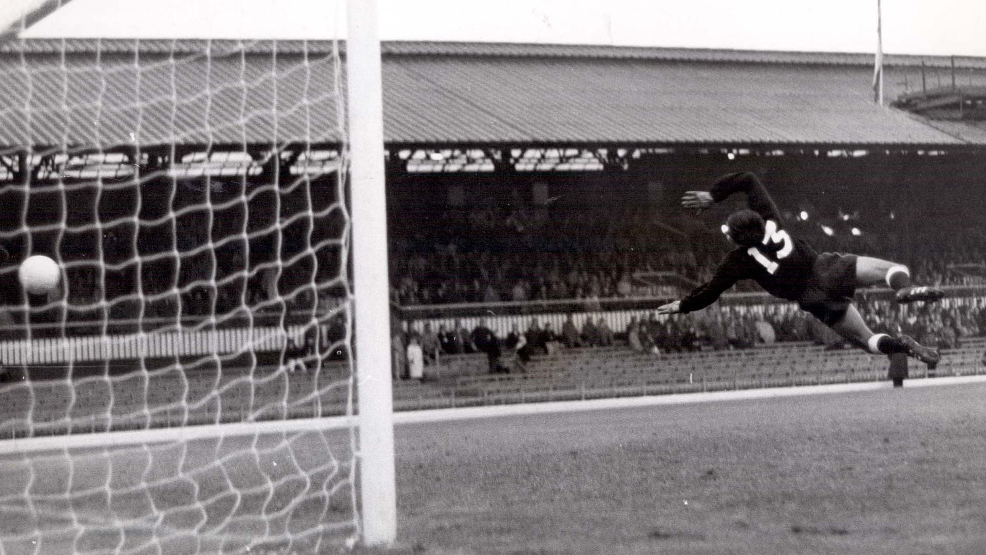 Gol de Valeriy Porkujan 86' | União Soviética x Chile | Copa do Mundo da FIFA Inglaterra 1966™