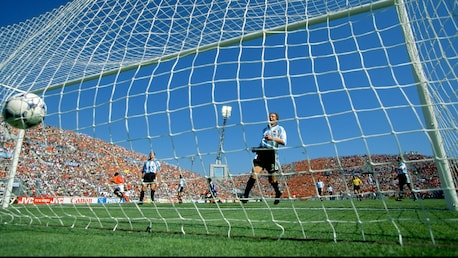 Das Tor von Patrick Kluivert 12' | Niederlande - Argentinien | FIFA Fussball-Weltmeisterschaft Frankreich 1998™