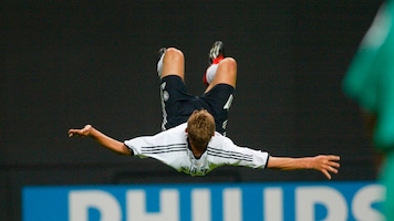 Miroslav Klose Goal 25' | Germany vs Saudi Arabia | 2002 FIFA World Cup Korea/Japan™