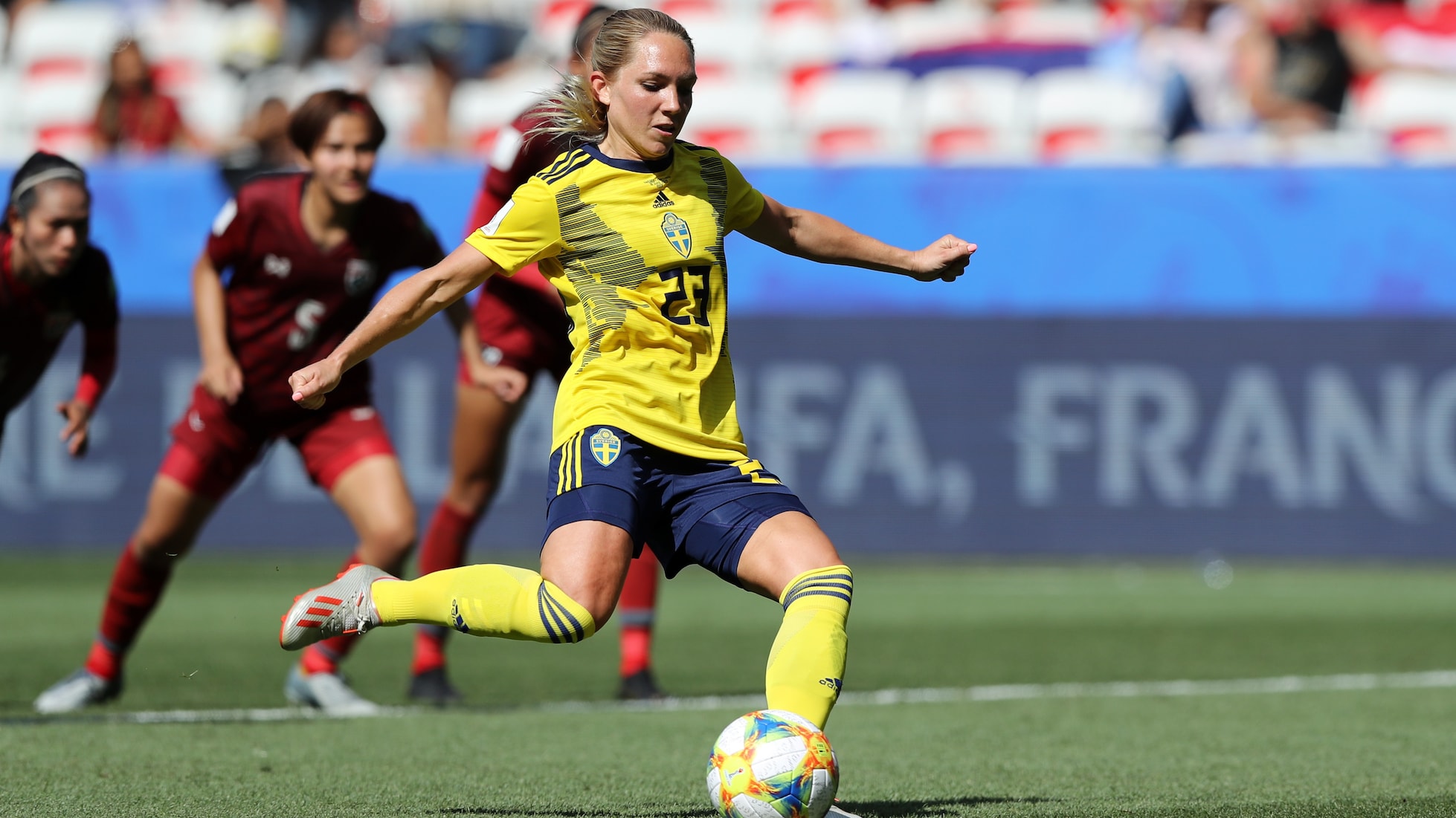 Le but de Elin Ingrid Johanna Rubensson 90+5' | Suède - Thaïlande | Coupe du Monde Féminine de la FIFA, France 2019™