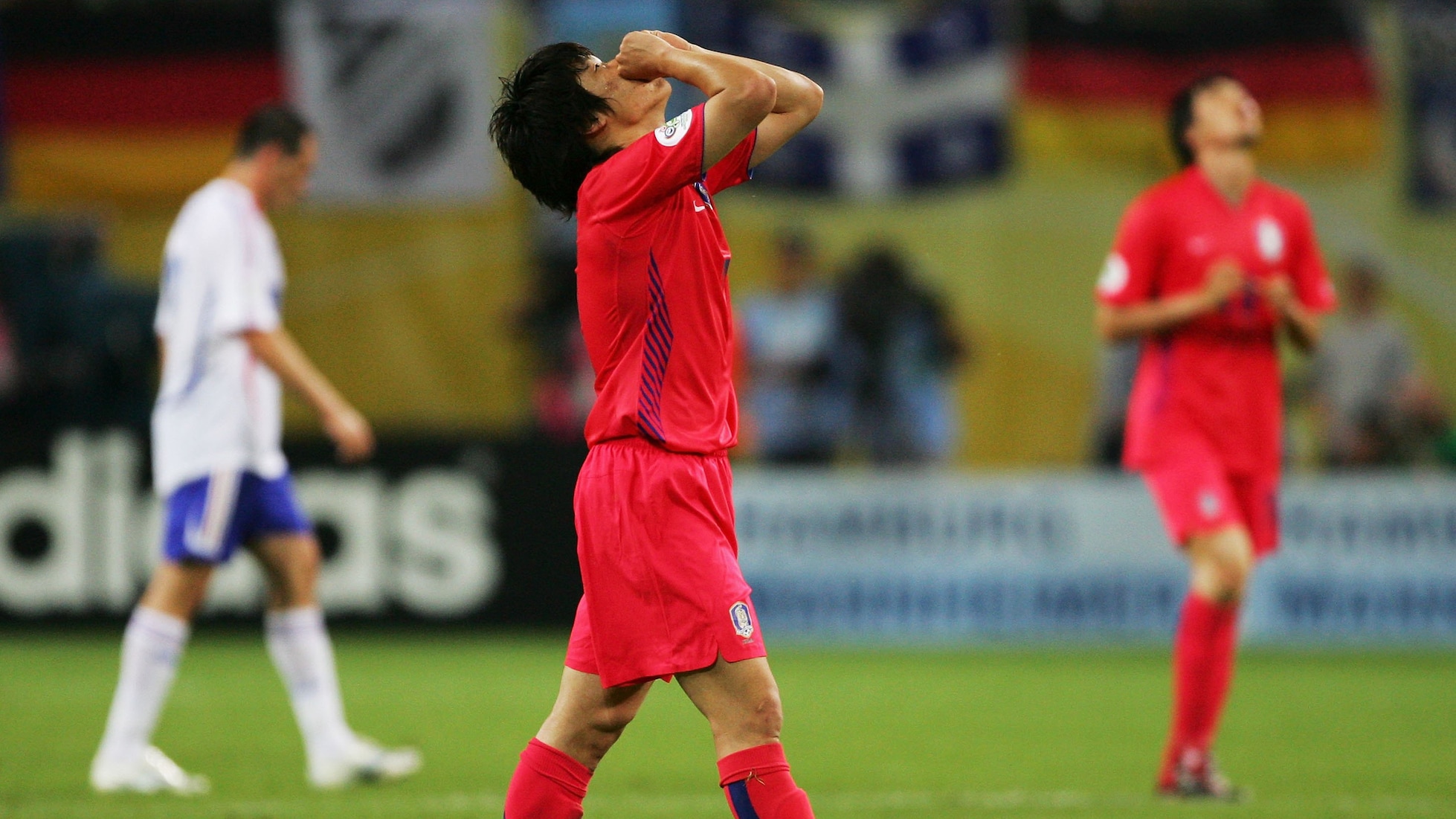 Le but de Park Ji-sung 81' | France - République de Corée | Coupe du Monde de la FIFA, Allemagne 2006™