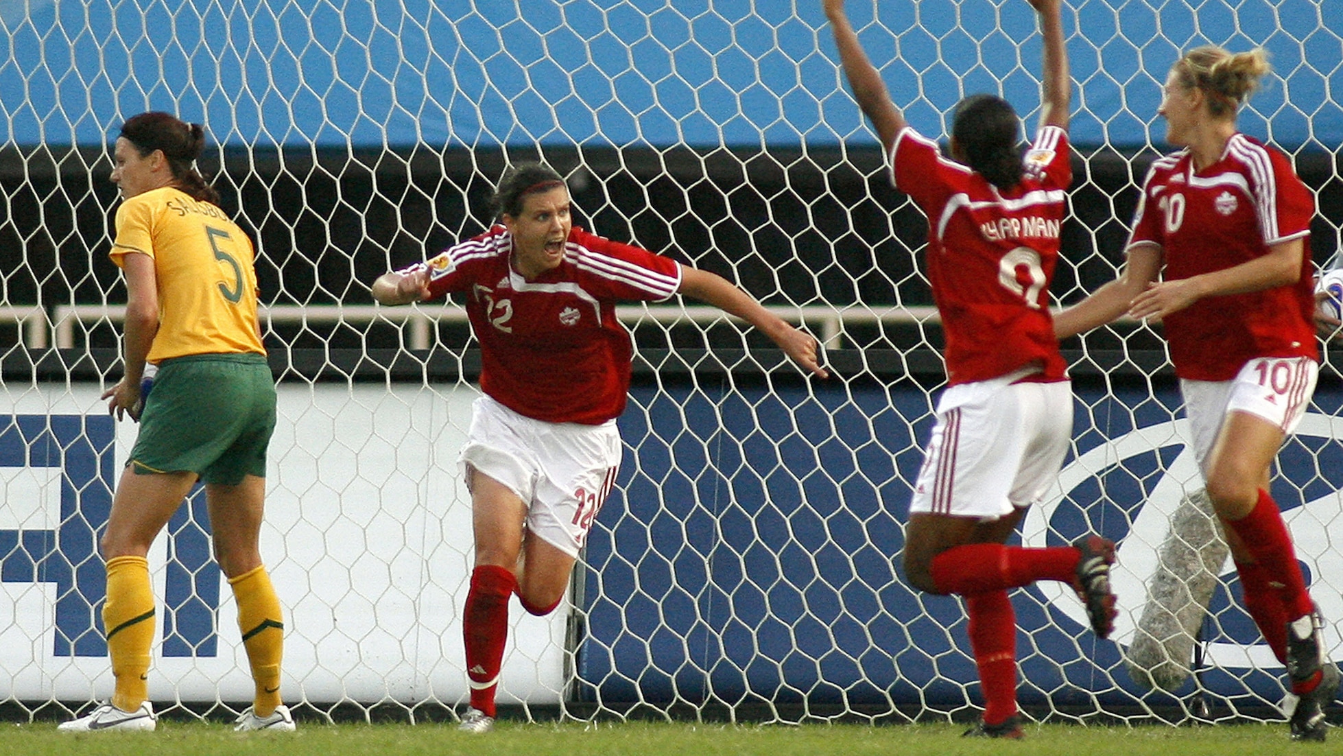 Gol de Christine Sinclair aos 85' | Austrália - Canadá | Copa do Mundo Feminina FIFA 2007, no China