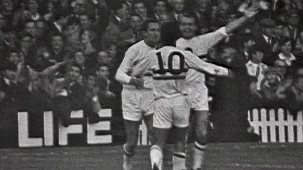 Gol de Ferenc Bene 60' | Portugal vs Hungría | Copa Mundial de la FIFA Inglaterra 1966™