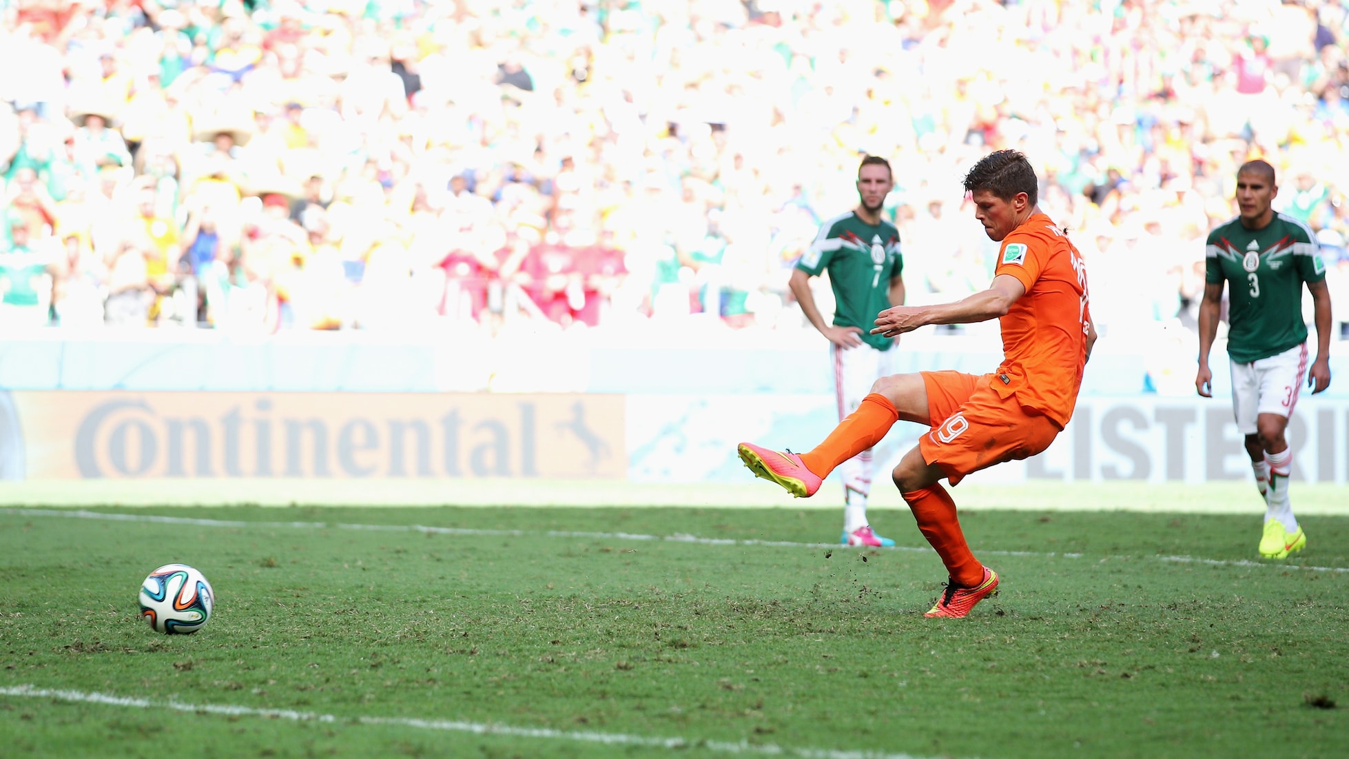 Le but de Klaas Jan Huntelaar 90'+3' | Pays-Bas - Mexique | Coupe du Monde de la FIFA, Brésil 2014™