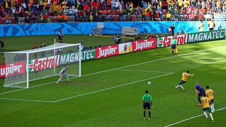 Mile Jedinak Goal 53' | Australia v Netherlands | 2014 FIFA World Cup Brazil™