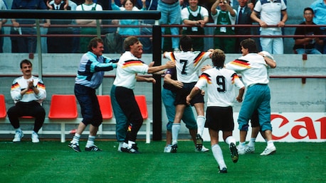 Das Tor von Pierre Littbarski 88' | Bundesrepublik Deutschland - Kolumbien | FIFA Fussball-Weltmeisterschaft Italien 1990™