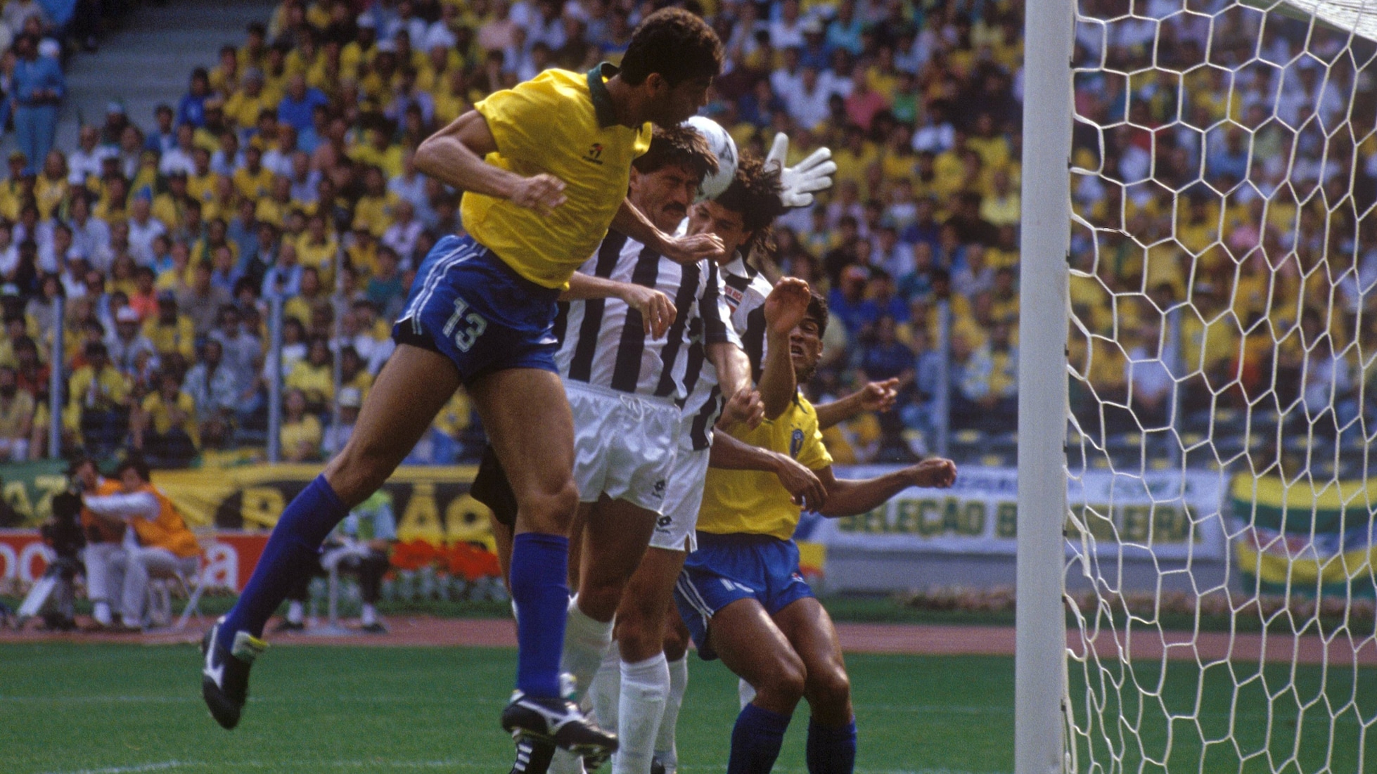 Das Tor von Müller 33' | Brasilien - Costa Rica | FIFA Fussball-Weltmeisterschaft Italien 1990™