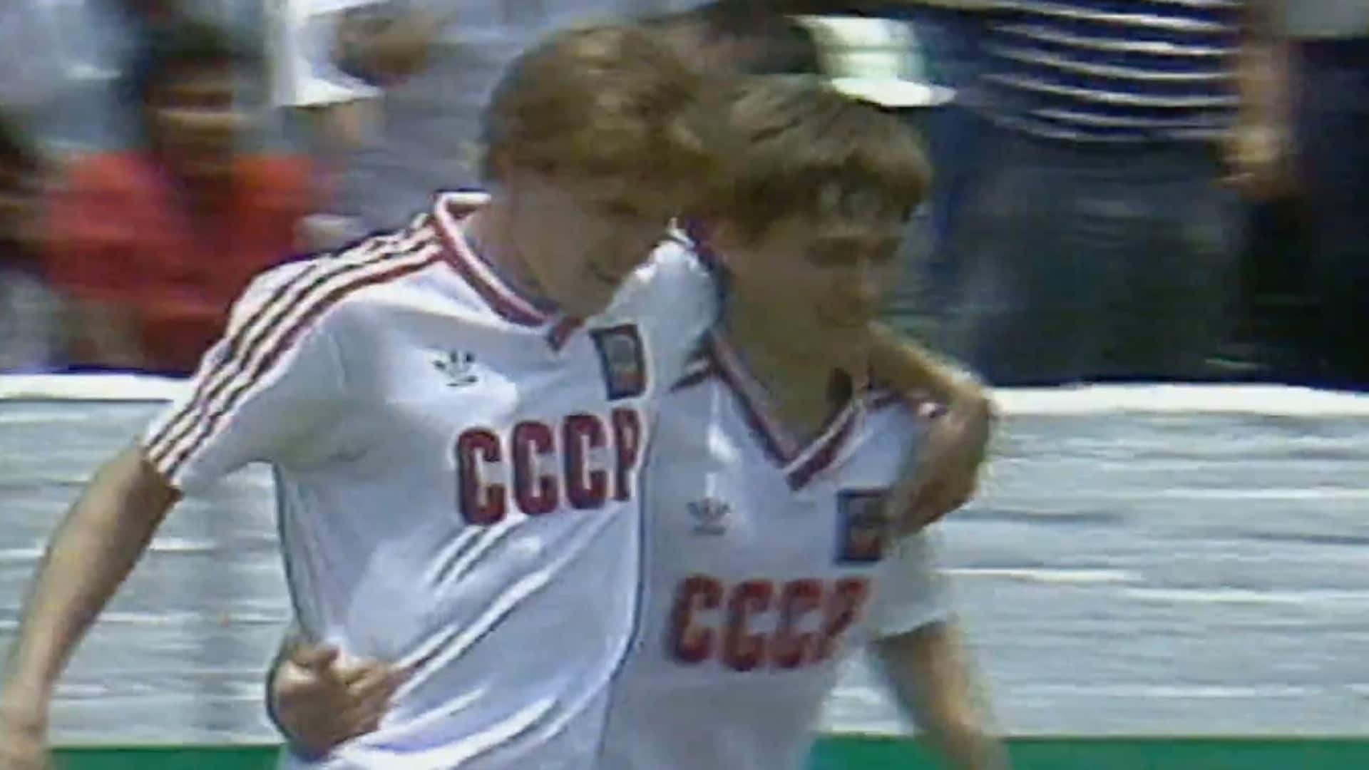 Gol de Sergey Rodionov 80' | Unión Soviética vs Hungría | Copa Mundial de la FIFA México 1986™
