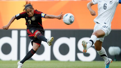 Das Tor von Maribel Dominguez 28' | Neuseeland - Mexiko | FIFA Frauen-Weltmeisterschaft Deutschland 2011™