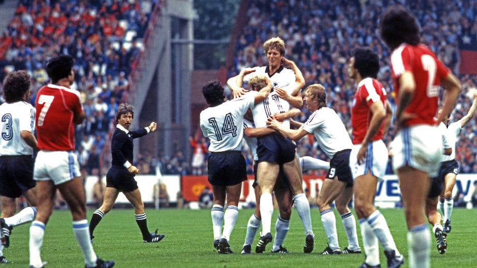 Gol di Karl-Heinz Rummenigge 67' | Germania FR vs Cile | Coppa del Mondo FIFA Spagna 1982™