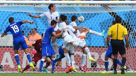 Le but de Diego Godin 80' | Italie - Uruguay | Coupe du Monde de la FIFA, Brésil 2014™