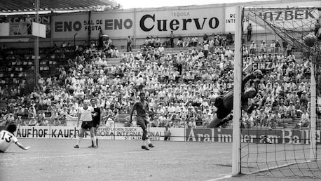 Gerd Müller Goal 88' | Germany FR vs Bulgaria | 1970 FIFA World Cup Mexico™