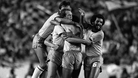 Gol di Paulo Falcão 87' | Brasile vs Scozia | Coppa del Mondo FIFA Spagna 1982™