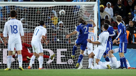 Gol de Martin Demichelis 76' | Grecia vs Argentina | Copa Mundial de la FIFA Sudáfrica 2010™