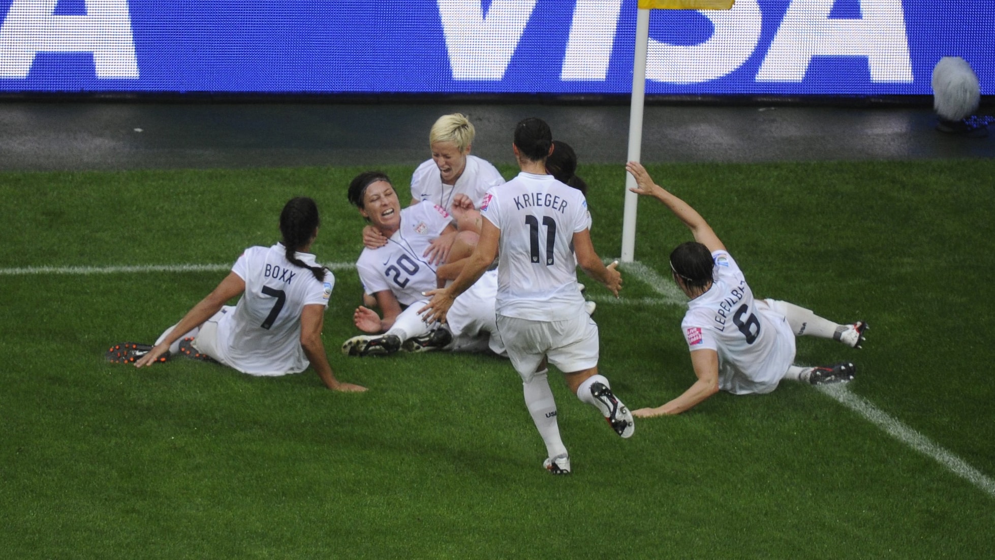 Das Tor von Abby Wambach 78' | Frankreich - USA | FIFA Frauen-Weltmeisterschaft Deutschland 2011™