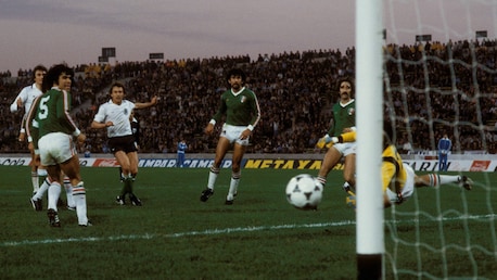 Gol de Heinz Flohe 89' | República Federal de Alemania vs México | Copa Mundial de la FIFA Argentina 1978™