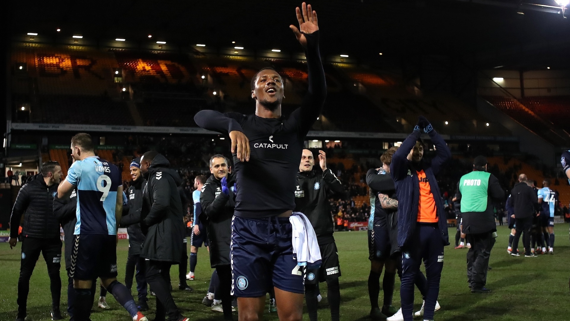 De la Homeless World Cup a la EFL