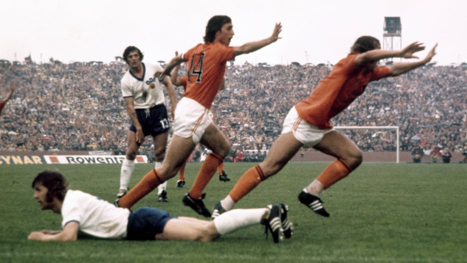 Rob Rensenbrink Goal 59' | German DR vs Netherlands | 1974 FIFA World Cup Germany™