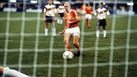 Ronald Koeman Goal 89' | Germany FR vs Netherlands | 1990 FIFA World Cup Italy™