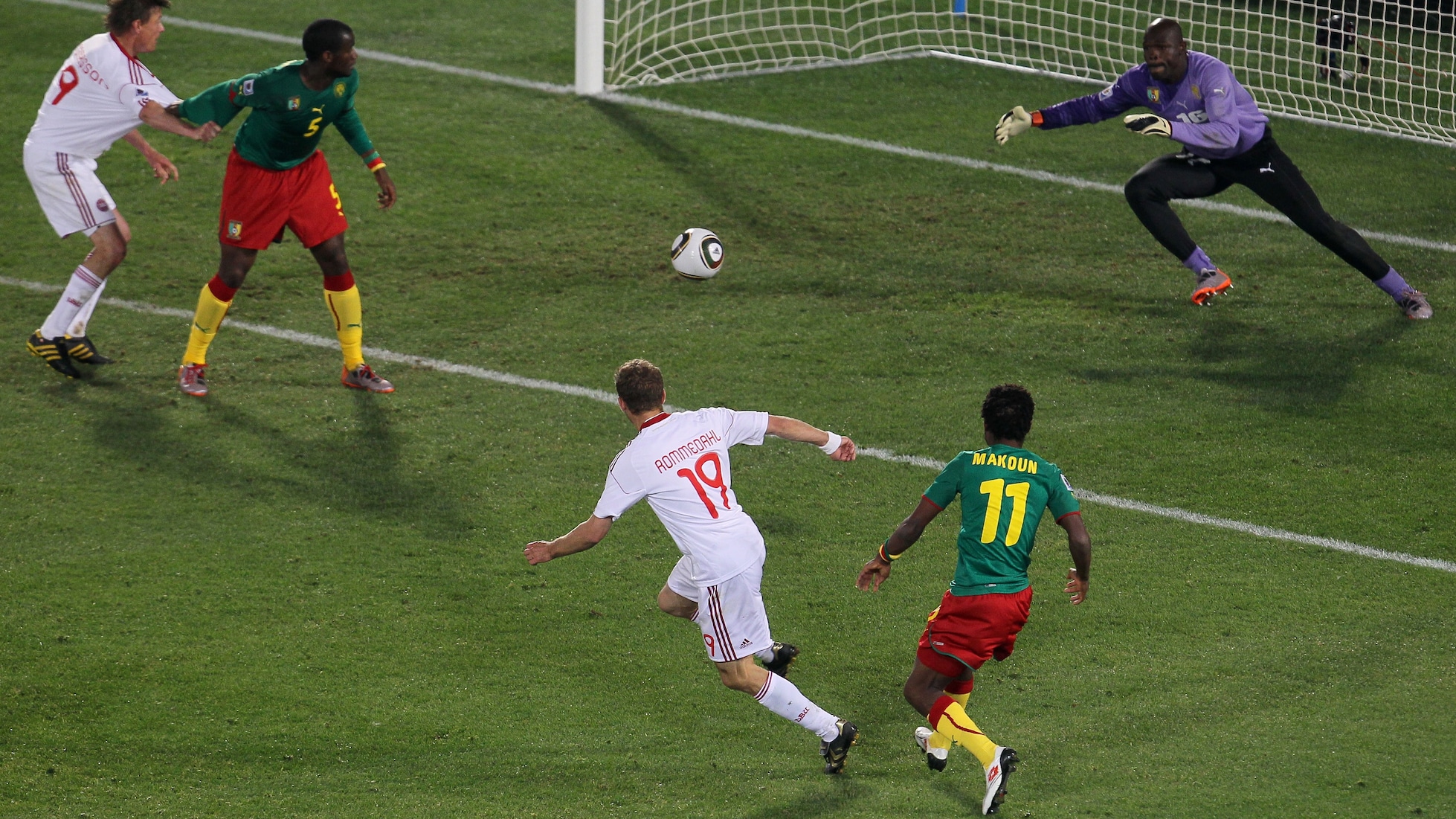 Das Tor von Dennis Rommedahl 60' | Kamerun - Dänemark | FIFA Fussball-Weltmeisterschaft Südafrika 2010™