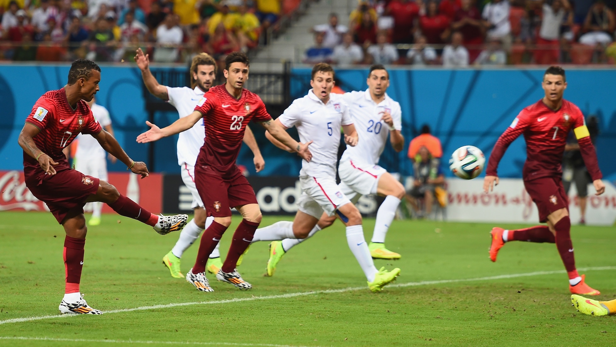 Das Tor von Nani 4' | USA - Portugal | FIFA Fussball-Weltmeisterschaft Brasilien 2014™