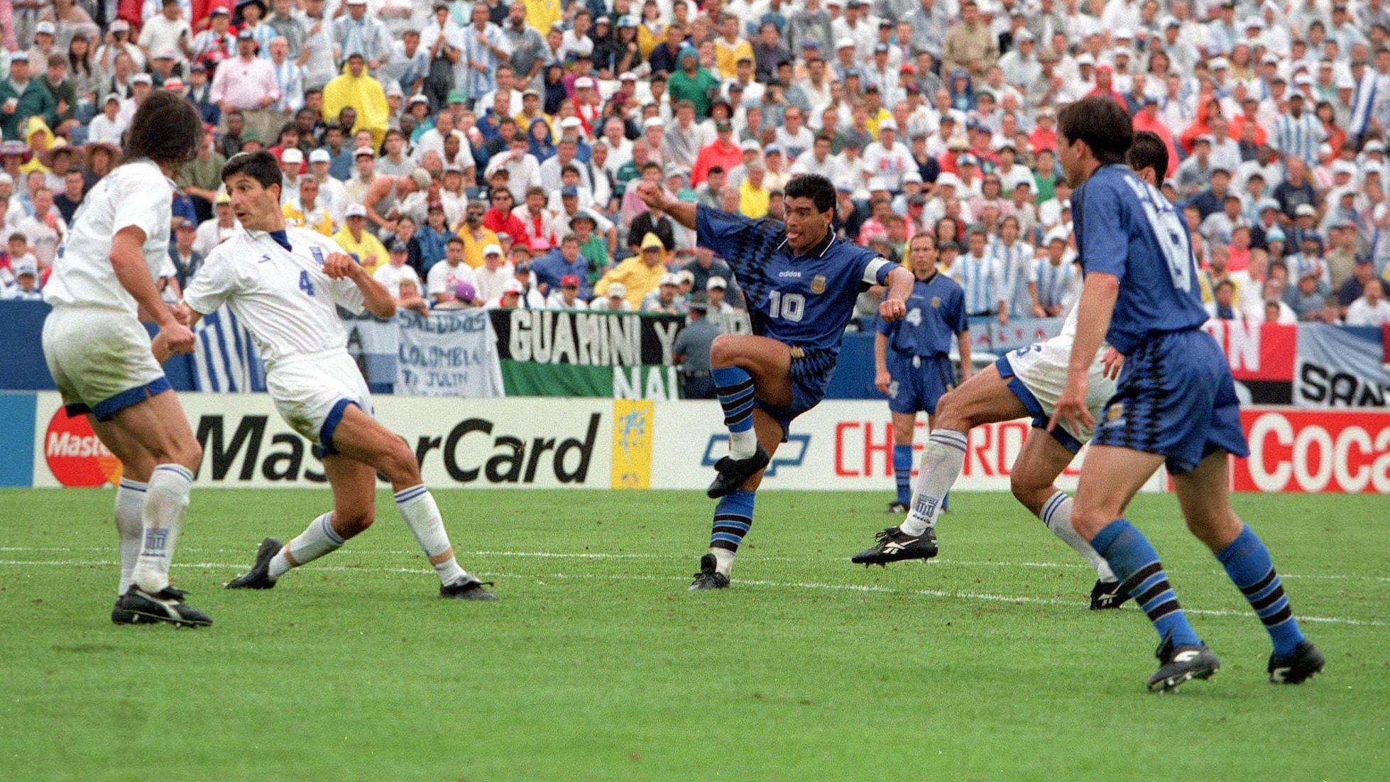 Le but de Diego Maradona 60' | Argentine - Grèce | Coupe du Monde de la FIFA, États-Unis 1994™