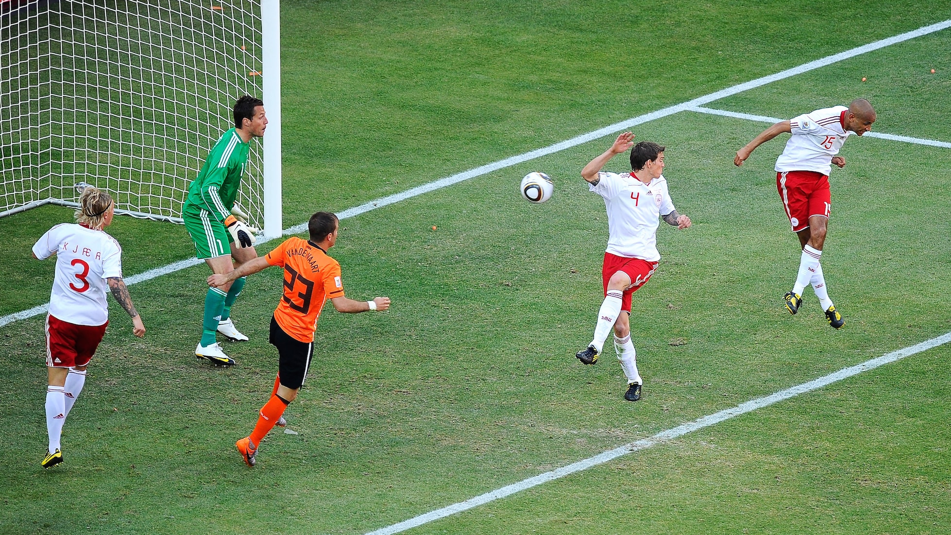 Gol en contra de Agger 45' | Países Bajos vs Dinamarca | Copa Mundial de la FIFA Sudáfrica 2010™