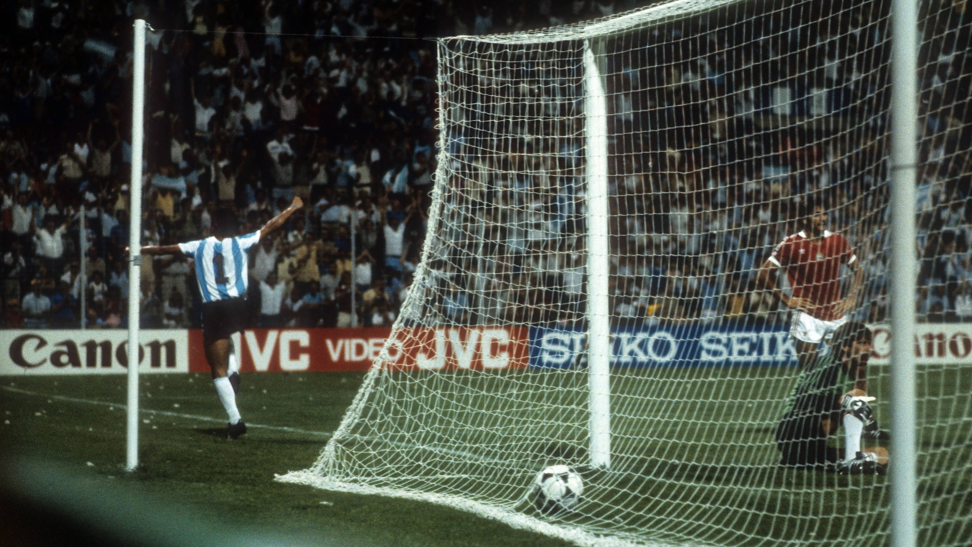 But de Osvaldo Ardiles 61' | Argentine - Hongrie | Coupe du Monde de la FIFA, Espagne 1982™