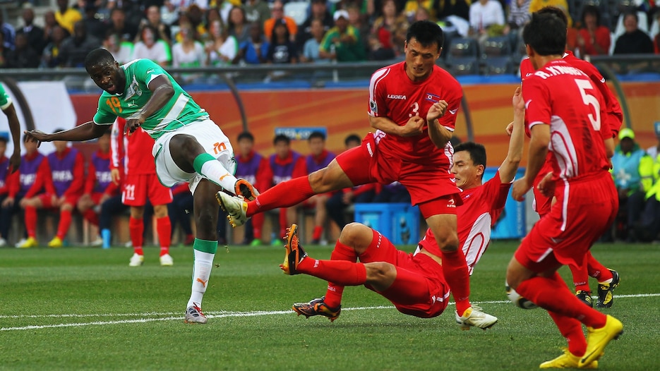 Le but de Yaya Toure 13' | RDP Corée - Côte d'Ivoire | Coupe du Monde de la FIFA, Afrique du Sud 2010™