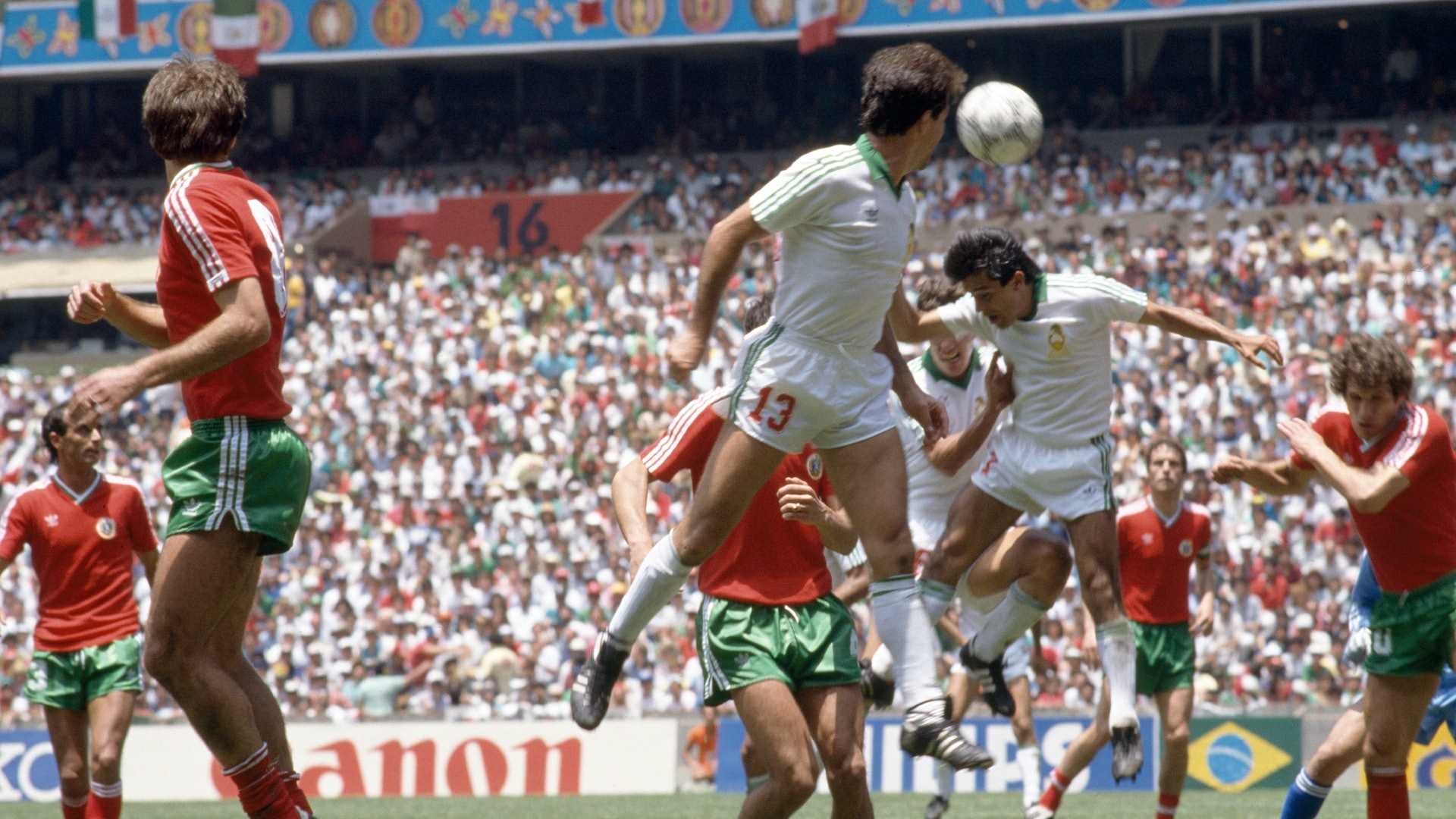 Gol de Raúl Servín 61' | México vs Bulgaria | Copa Mundial de la FIFA México 1986™