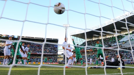 Das Tor von Kalu Uche 15' | Griechenland - Nigeria | FIFA Fussball-Weltmeisterschaft Südafrika 2010™