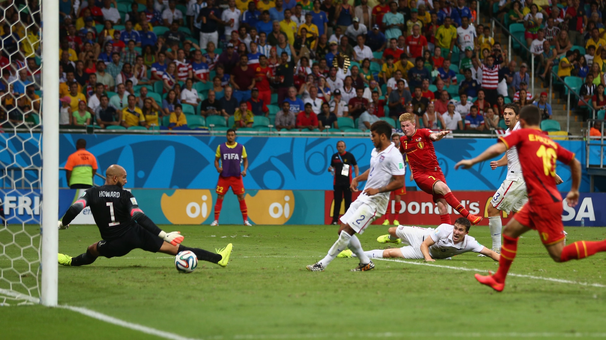 Le but de Kevin De Bruyne 92' | Belgique - USA | Coupe du Monde de la FIFA, Brésil 2014™
