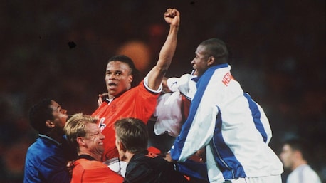 Das Tor von Edgar Davids 90'+2' | Niederlande - Jugoslawien | FIFA Fussball-Weltmeisterschaft Frankreich 1998™