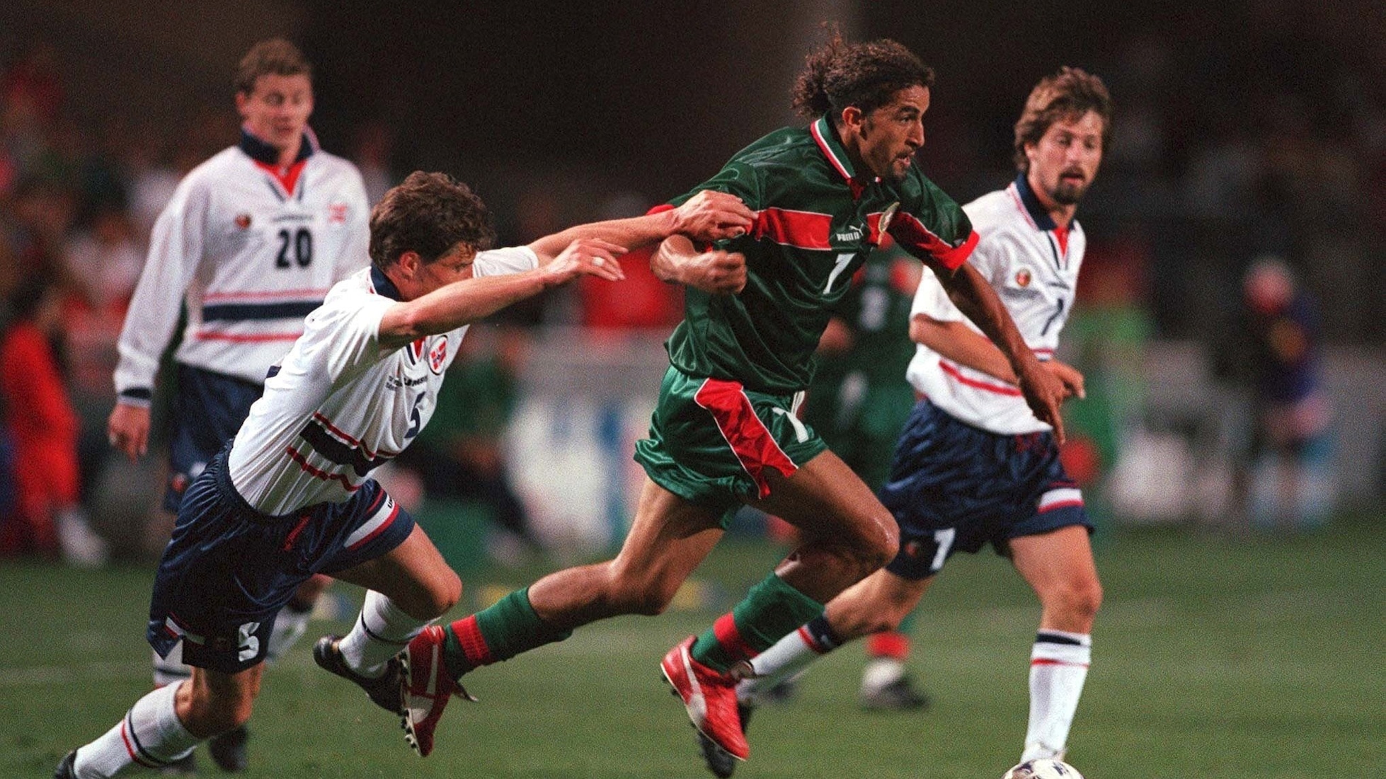 Das Tor von Mustapha Hadji 37' | Marokko - Norwegen | FIFA Fussball-Weltmeisterschaft Frankreich 1998™