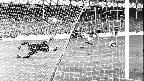 Gol di Helmut Haller 44' | Germania FR-Unione Sovietica | Coppa del Mondo FIFA Inghilterra 1966™