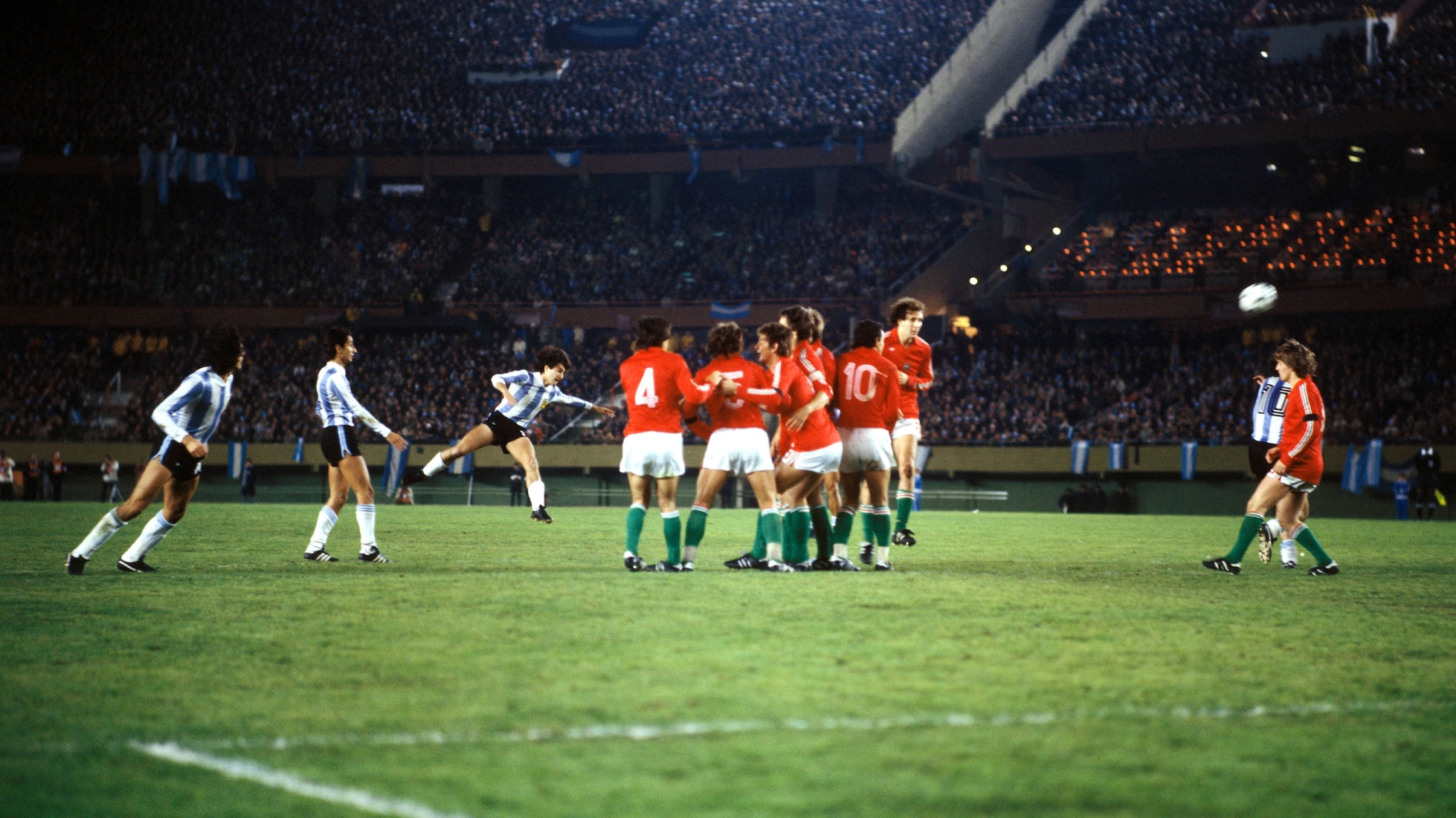 Gol de Károly Csapó 10' | Argentina vs Hungría | Copa Mundial de la FIFA Argentina 1978™