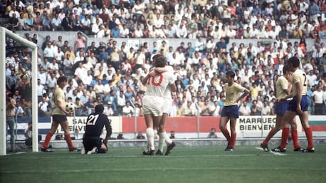 But de Geoff Hurst 65' | Angleterre - Roumanie | Coupe du Monde de la FIFA Mexique 1970™