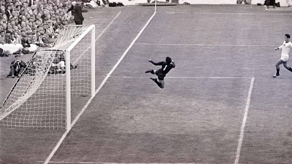 Gol de Eusébio 57' | Portugal vs RDP de Corea | Copa Mundial de la FIFA Inglaterra 1966™