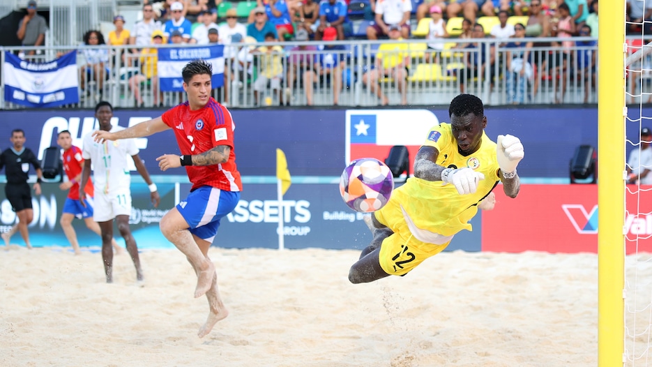 Las mejores paradas | Copa del Mundo de Beach Soccer de la FIFA Seychelles 2025