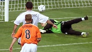 Dennis Bergkamp Goal 38' | Netherlands vs Yugoslavia | 1998 FIFA