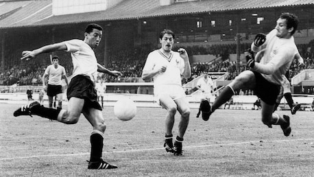 But de Julio César Cortés 32' | Uruguay - France | Coupe du Monde de la FIFA, Angleterre 1966™