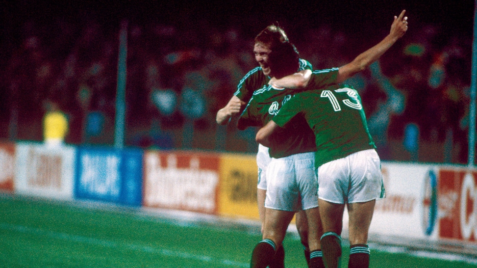 Gol de Kevin Sheedy 73' | Inglaterra vs República de Irlanda | Copa Mundial de la FIFA Italia 1990™