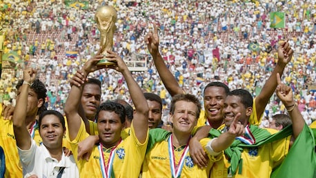 Übergabe des FIFA WM-Pokals | FIFA Fussball-Weltmeisterschaft USA 1994™