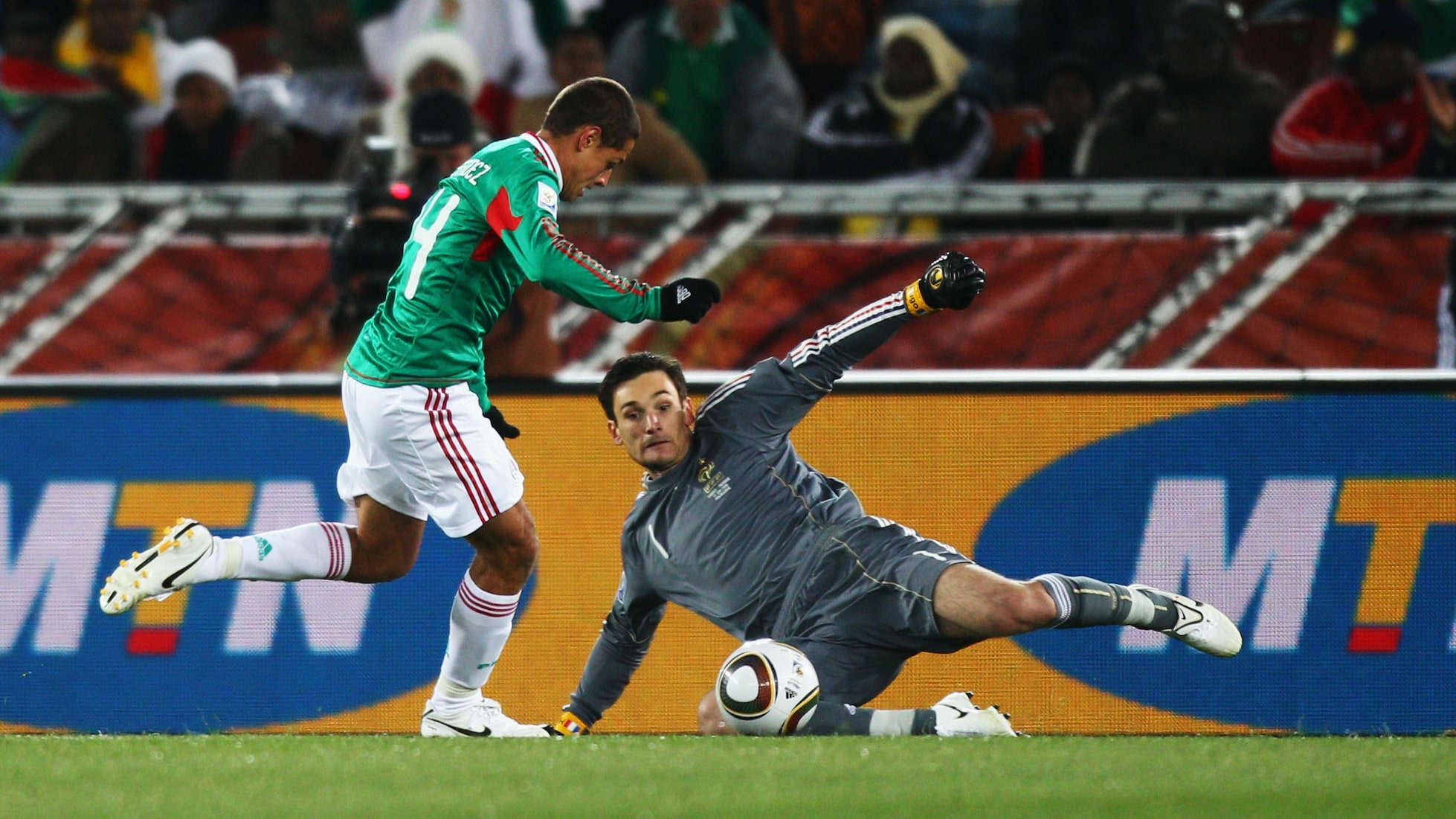 Gol de Javier Hernandez 63' | Francia vs México | Copa Mundial de la FIFA Sudáfrica 2010™