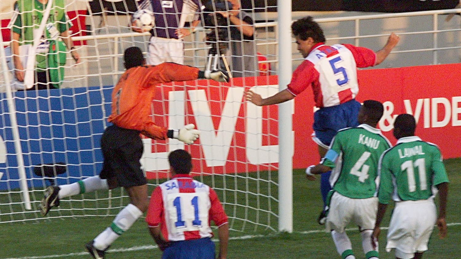 Gol de Celso Ayala 1' | Nigeria vs Paraguay | Copa Mundial de la FIFA Francia 1998™