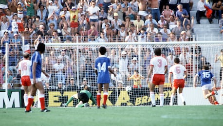 Gol de René Girard 13' | Polônia x França | Copa do Mundo FIFA Espanha 1982™